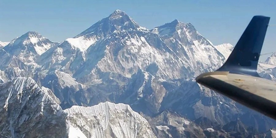 Picture of Everest Mountain Flight 